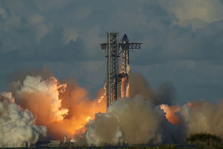 Das Starship der Raumfahrtfirma SpaceX Das Starship der Raumfahrtfirma SpaceX