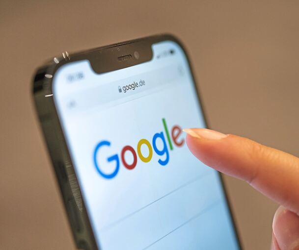 Wer möchte, kann sich bei Google bevorzugt LKZ-Nachrichten anzeigen lassen.