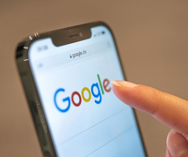 Nutzer und Nutzerinnen können die LKZ jetzt bei Google bevorzugen.