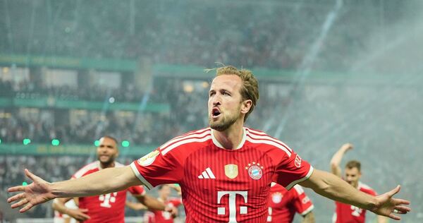FC Bayern München - VfB Stuttgart FC Bayern München - VfB Stuttgart