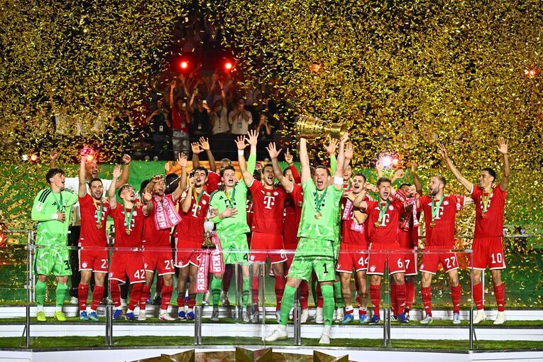 FC Bayern München - VfB Stuttgart FC Bayern München - VfB Stuttgart
