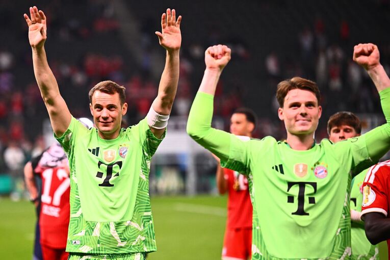 Manuel Neuer und Jonas Urbig