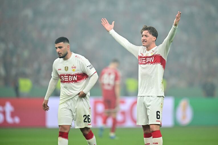 FC Bayern München - VfB Stuttgart FC Bayern München - VfB Stuttgart