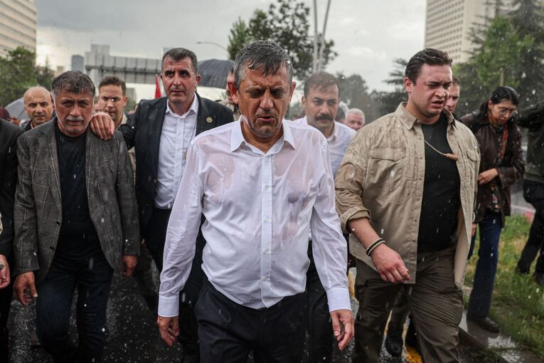 Türkei geht gegen Opposition vor Türkei geht gegen Opposition vor