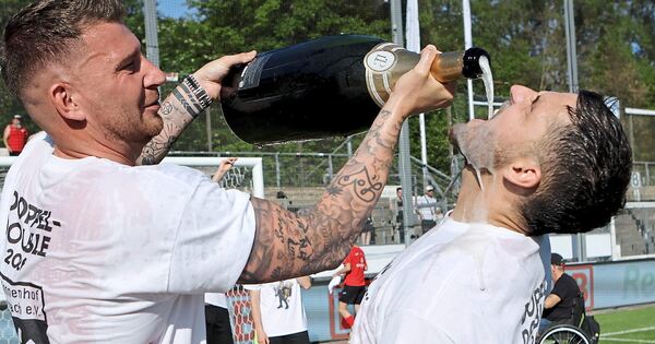 Kickers fans attack Sonnenhof player Michael Kleinschrodt