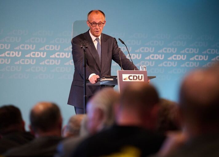 Bundeskanzler Merz beim Jubiläum des Neheim-Hüstener Programms Bundeskanzler Merz beim Jubiläum des Neheim-Hüstener Programms