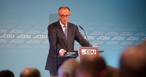 Bundeskanzler Merz beim Jubiläum des Neheim-Hüstener Programms