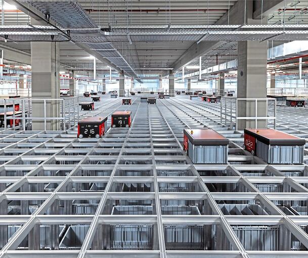 Breuninger hat sein Logistikzentrum in Sachsenheim in der Vergangenheit großflächig ausgebaut.
