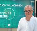 Interessante Einblicke in die Fußballwelt hat Roland Eitel am Donnerstagabend 150 Interessierten gegeben. Videos mit Jürgen Klinsmann wurden eingespielt.