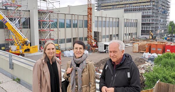 Nicole Weskamp, Corinna Bosch und Hans-Jürgen Rapp haben die Investitionen des Landes auf dem Ludwigsburger Campus fest im Blick. „Hier wird ein größeres Rad gedreht“, sagt Corinna Bosch.