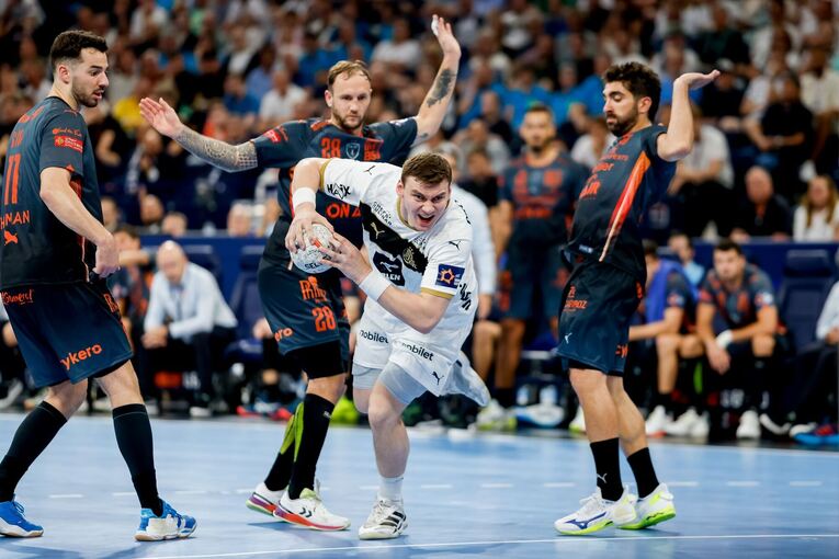 Montpellier HB - THW Kiel Montpellier HB - THW Kiel