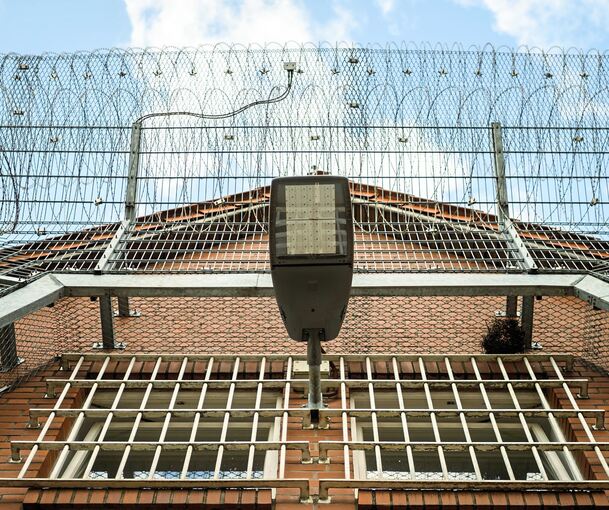 Der Angeklagte wurde zuletzt zu vier Jahren Haft verurteilt. Das will er nicht hinnehmen.