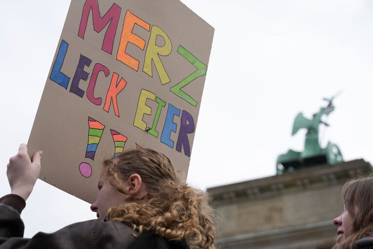 Schulstreik gegen Wehrpflicht - Berlin Schulstreik gegen Wehrpflicht - Berlin
