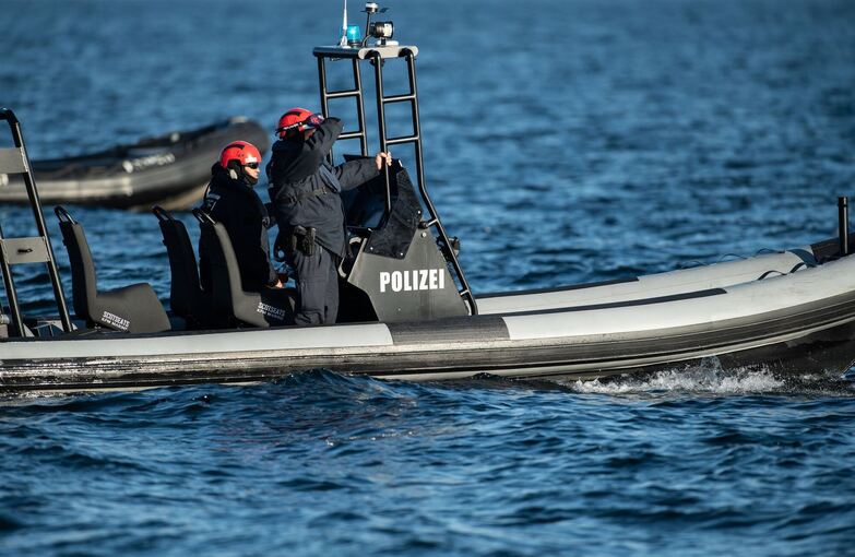 Polizei auf dem Wasser Polizei auf dem Wasser