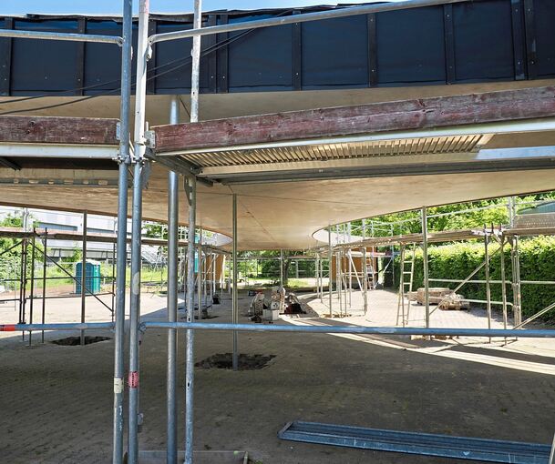 Das Bauteil für die Kelchstützen von Stuttgart 21 wird am Marbacher Schulcampus wiederverwendet.