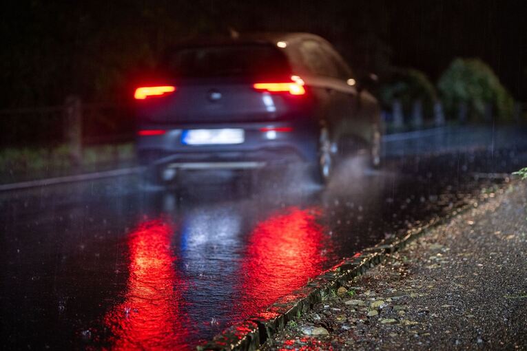 Unfall auf Nasser Straße