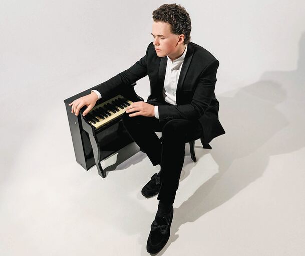 „Komponisten müssen mir persönlich etwas zu sagen haben“: Der russische Pianist Vsevolod Zavidov gastiert bei den Schlossfestspielen.