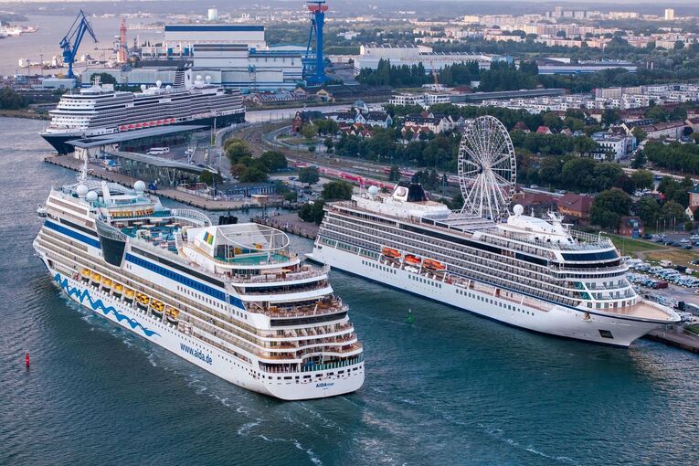 Kreuzfahrtschiffe in Rostock-Warnemünde Kreuzfahrtschiffe in Rostock-Warnemünde