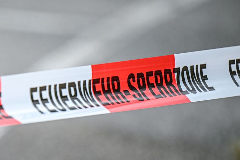 Absperrband Feuerwehreinsatz