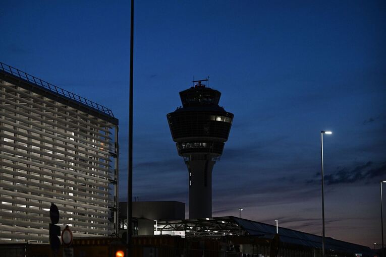 Flughafen München stellt Betrieb ein
