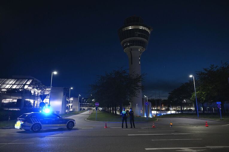 Flughafen München stellt teilweise Betrieb ein