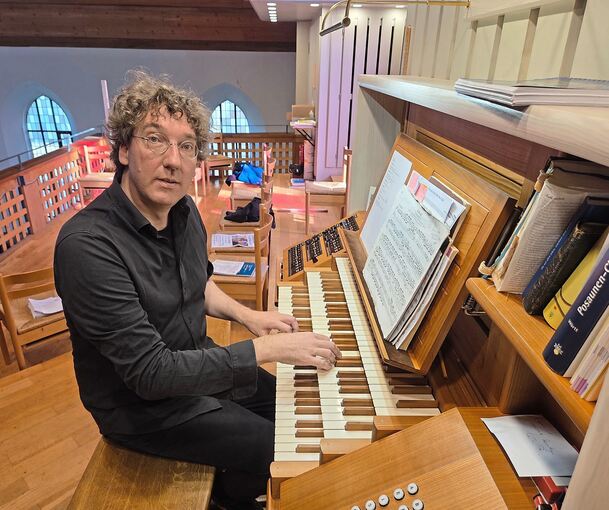 Organist Léon Berben in der Stadtkirche.