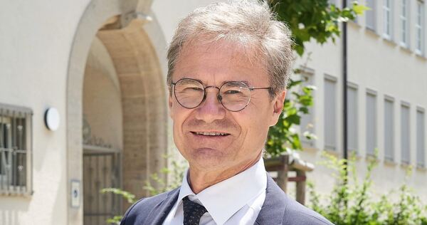 Schulleiter Christof Martin geht zum Ende des Schuljahres in den Ruhestand.