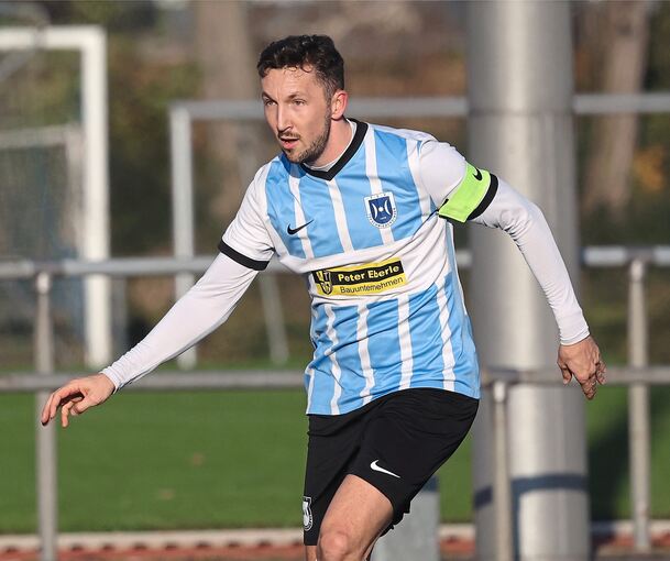 Rechtzeitig zur Relegation wieder ins Training eingestiegen: Schwieberdingens Kapitän Maximilian Graf.