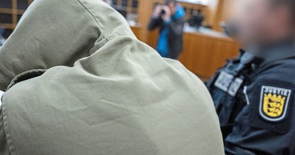 Der Prozess gegen die zwei Niederländer – im Bild: der angeklagte Fahrer für den ersten Tötungsversuch – war vor allem zu Beginn im Mai auf großes Interesse gestoßen. Gingen dabei von Zuhörern Bedrohungen aus?