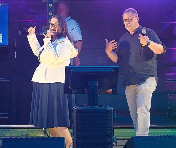 OB Nico Lauxmann im Duett mit Renate Schmetz, erster Bürgermeisterin aus Ludwigsburg.