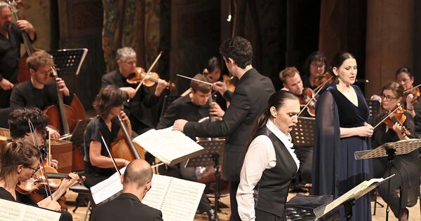 Zu Gast in Ludwigsburg: Les Musiciens du Louvre, 1982 von Marc Minkowski in Grenoble gegründet, zählt zu den bekanntesten der hi Zu Gast in Ludwigsburg: Les Musiciens du Louvre, 1982 von Marc Minkowski in Grenoble gegründet, zählt zu den bekanntesten der historischen Aufführungspraxis verpflichteten Orchestern Europas (im Bild mit den Solisten Aude Extrémo (Orlando) und Ana Ma