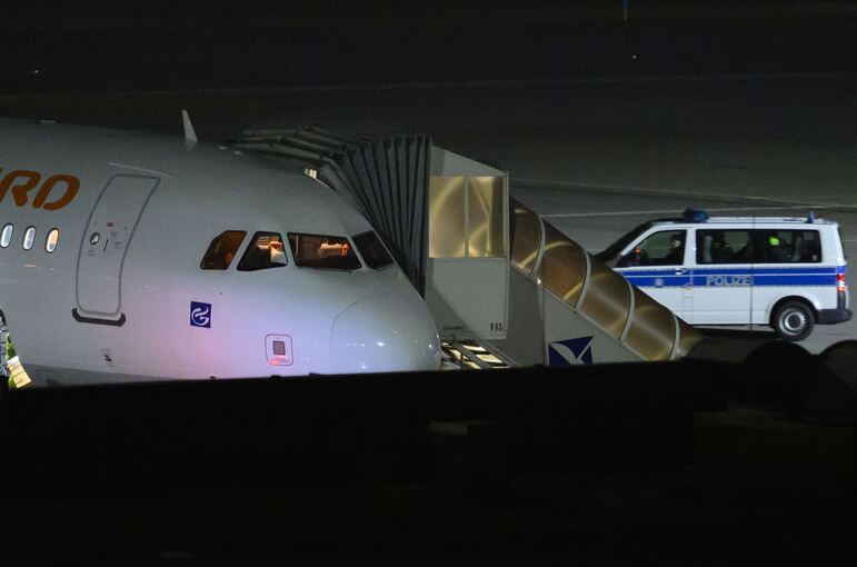 Abschiebeflug nach Afghanistan Abschiebeflug nach Afghanistan