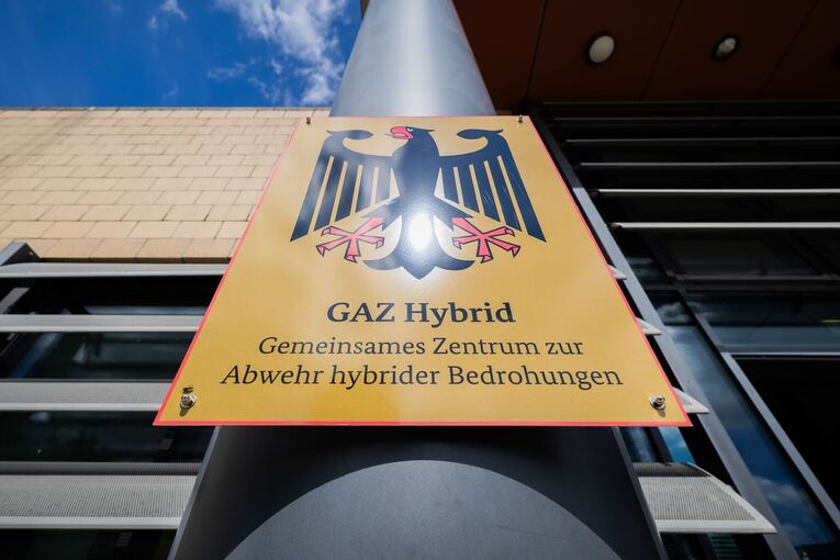 Einweihung Gemeinsames Zentrum zur Abwehr hybrider Bedrohungen Einweihung Gemeinsames Zentrum zur Abwehr hybrider Bedrohungen