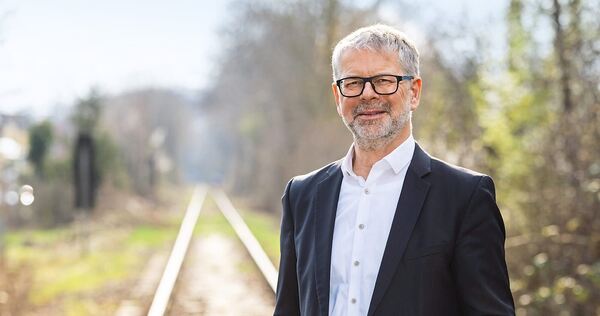 „Wir leben noch“: Der Stadtbahn-Chefplaner Michael Ilk ist nach wie vor überzeugt, dass die Verbindung von Markgröningen nach Lu „Wir leben noch“: Der Stadtbahn-Chefplaner Michael Ilk ist nach wie vor überzeugt, dass die Verbindung von Markgröningen nach Ludwigsburg reaktiviert wird.