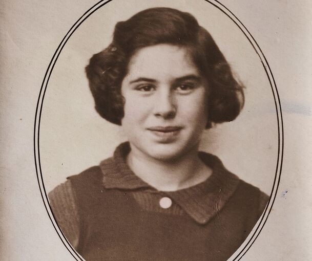 Ohne Familie in England angekommen: Schulmädchen Suse im Jahr 1939.
