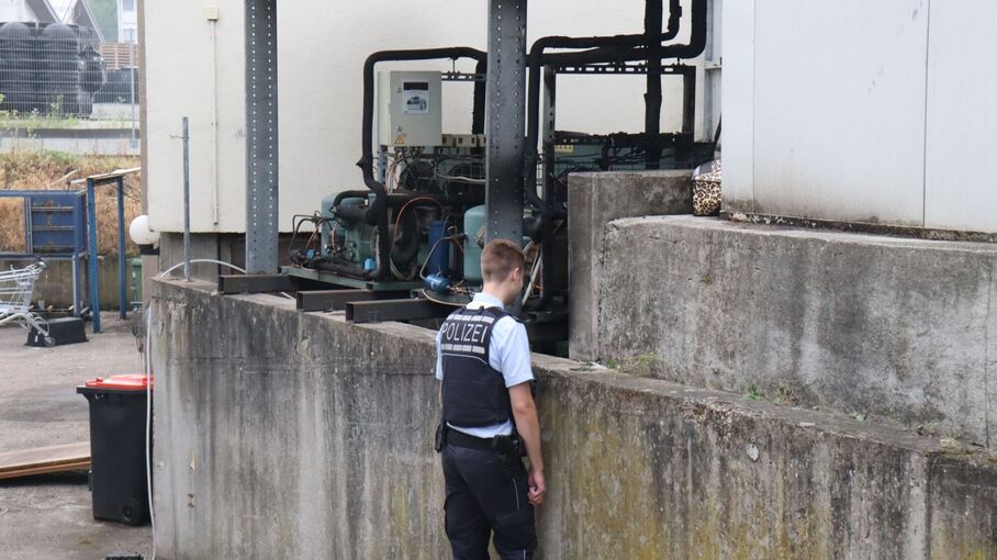 Nach dem Brand in einer Dönerfabrik in Hockenheim Nach dem Brand in einer Dönerfabrik in Hockenheim