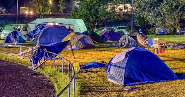Verletzte bei Blitzeinschlag auf Sportfest