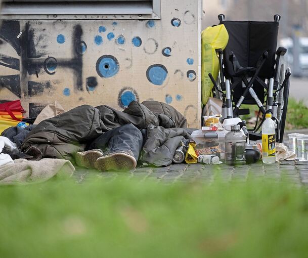 Die Fachstelle Wohnungssicherung steuert genau dagegen an: gegen die Obdachlosigkeit.