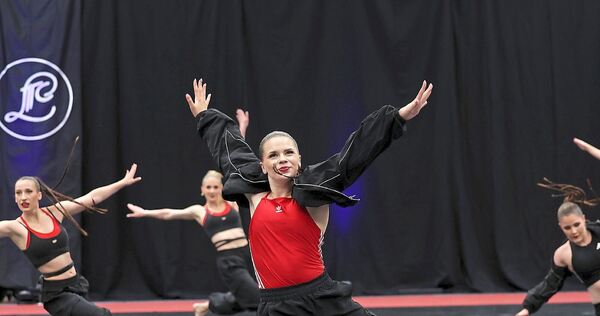 Die „Dance Works“-Formation.