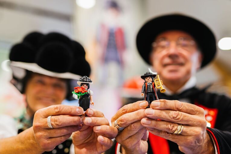 Präsentation Playmobil-Set "Schwarzwaldpaar"