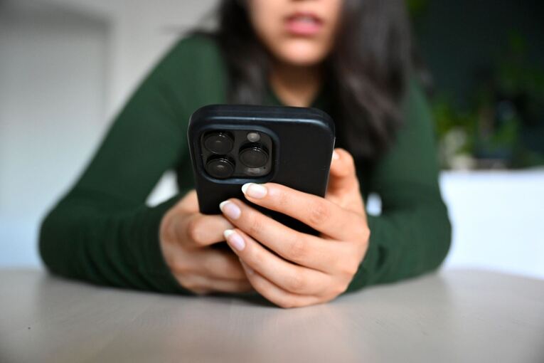 Sexualisierte Gewalt im Netz Sexualisierte Gewalt im Netz