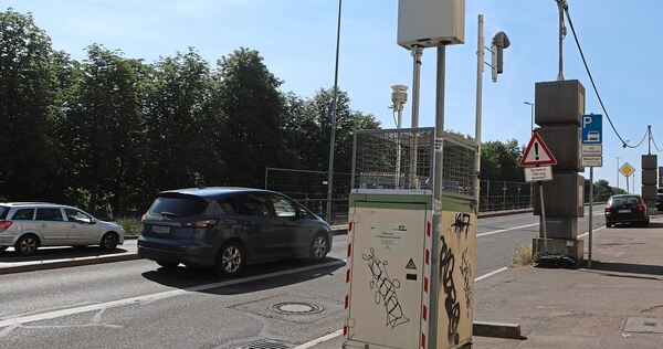 Die Messstelle an der Schlossstraße (B 27) in Ludwigsburg.