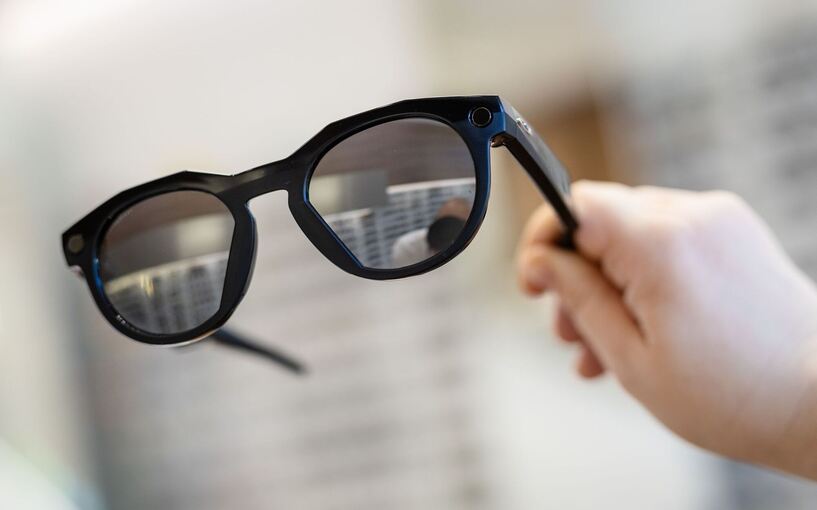 Smart Glasses