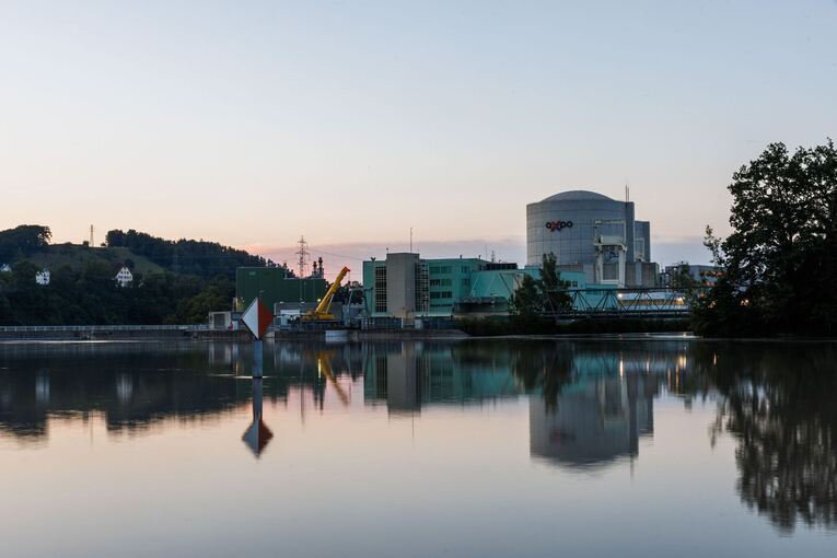 Schweizer Alt-AKW wegen warmen Flusswassers abgeschaltet