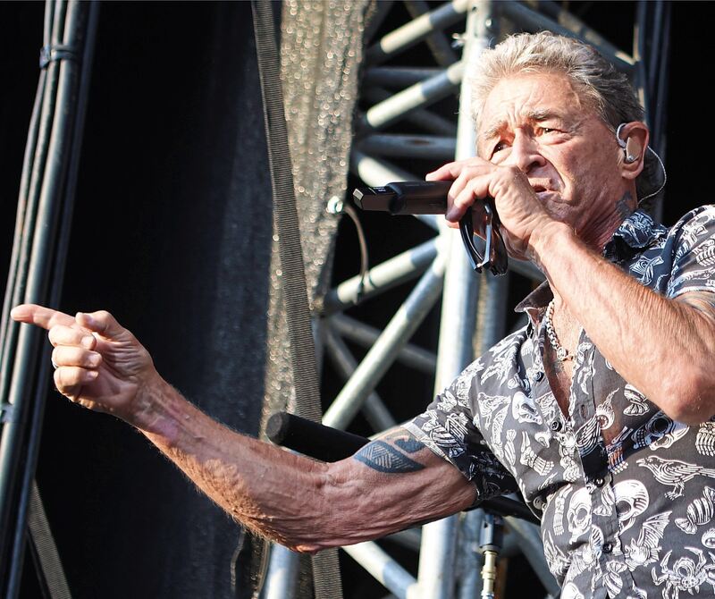 Er rockt noch immer: Peter Maffay bei seinem Auftritt am Bietigheimer Viadukt. Er rockt noch immer: Peter Maffay bei seinem Auftritt am Bietigheimer Viadukt.