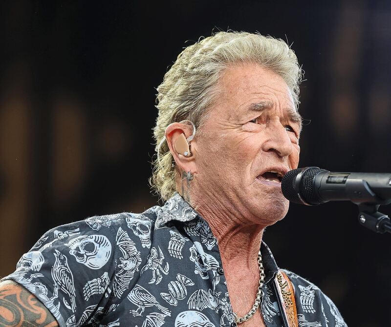Er rockt noch immer: Peter Maffay bei seinem Auftritt am Bietigheimer Viadukt. Er rockt noch immer: Peter Maffay bei seinem Auftritt am Bietigheimer Viadukt.