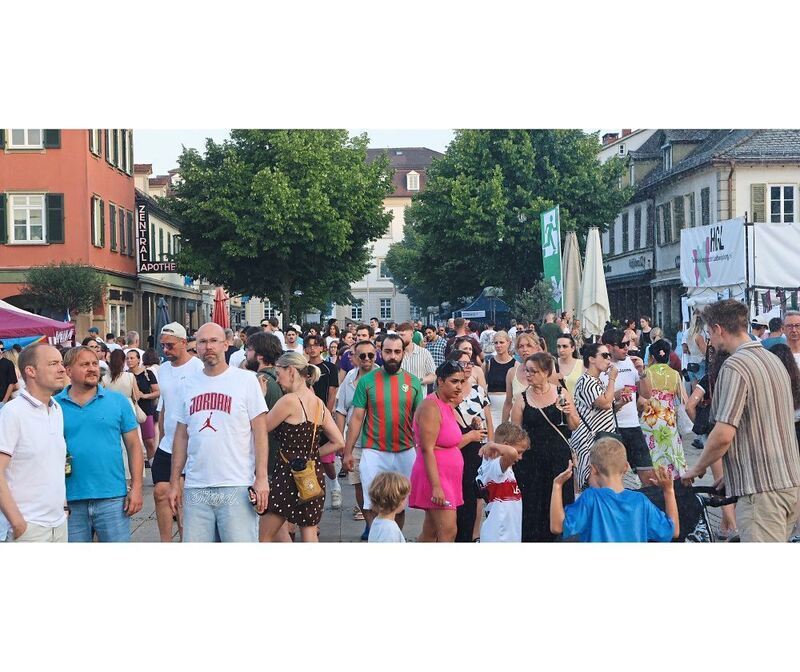 Marktplatzfest 2026 .