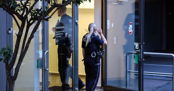 Unbekannte Frau nimmt Neugeborenes aus Krankenhaus mit