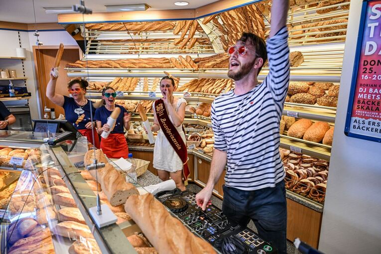 Französischer "DJ Baguette" legt in Bäckerei auf