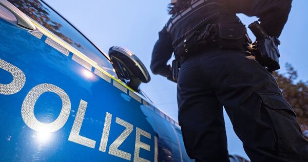Die Polizei bittet um Hinweise.